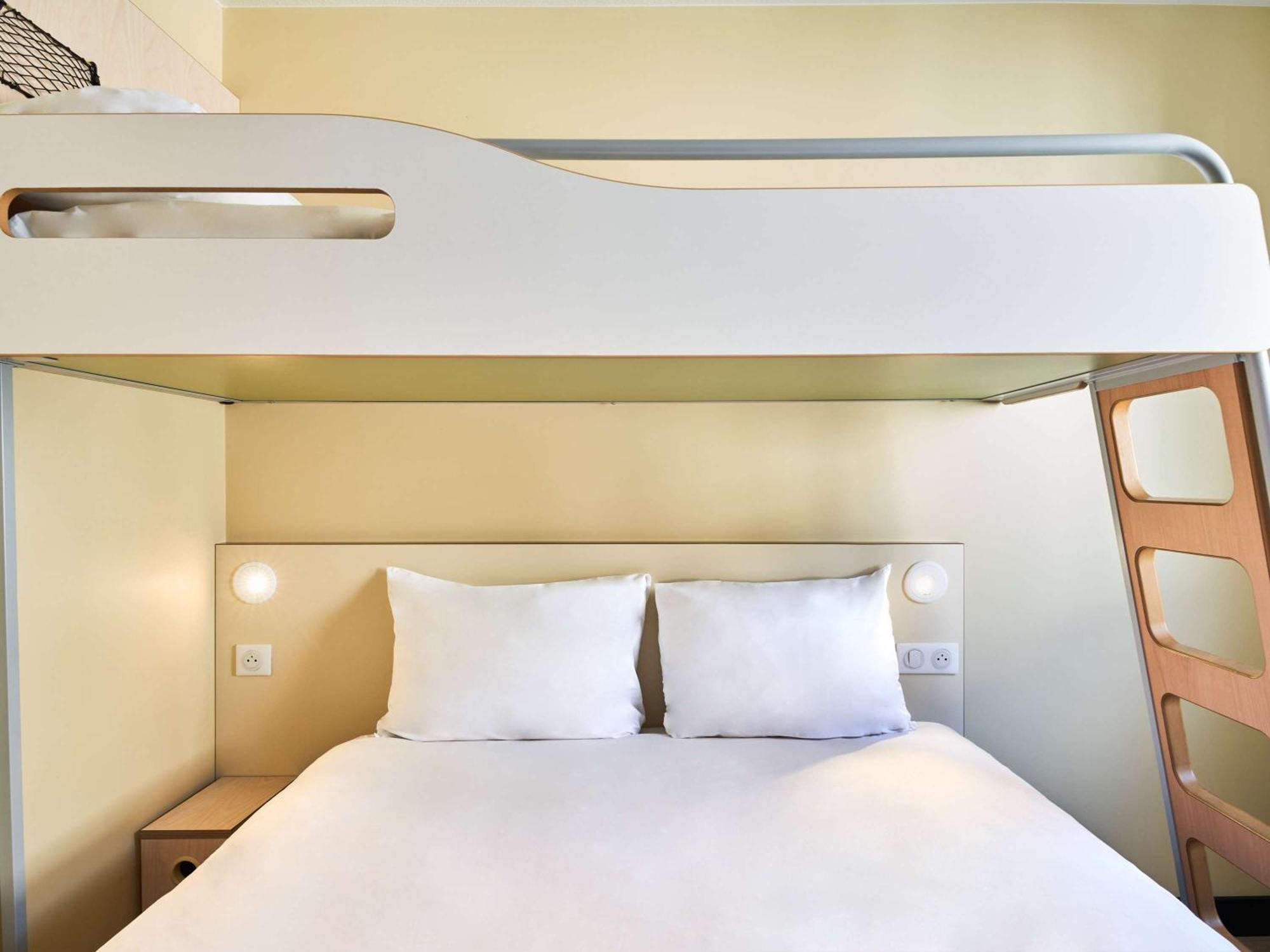 Ibis Budget Saint-Maurice Exteriör bild