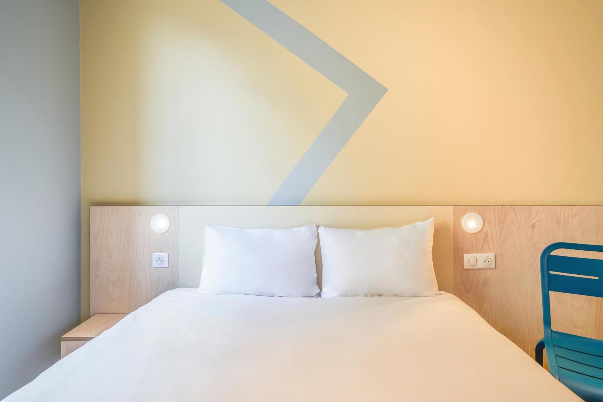 Ibis Budget Saint-Maurice Exteriör bild