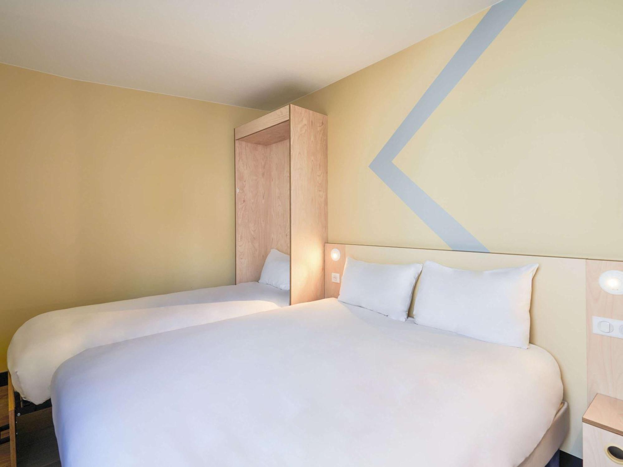 Ibis Budget Saint-Maurice Exteriör bild